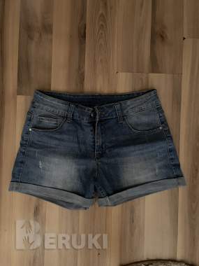 Женские шорты 0