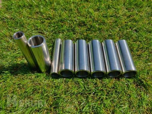 Подушки кузова toyota prado-150, с болтами, втулками, гайками 3