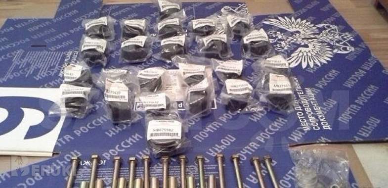 Подушки кузова mitsubichi pajero 43, 44,46 кузов с болтами и втулками