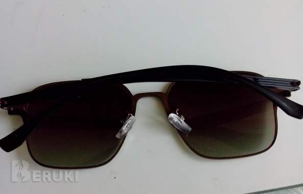 Очки солнцезащитные 2