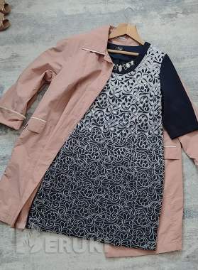 Красивое прямое платье-футляр и плащ bugalux 0