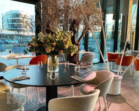 Проведение свадеб, банкетов, корпоративов в ресторане contrast 1