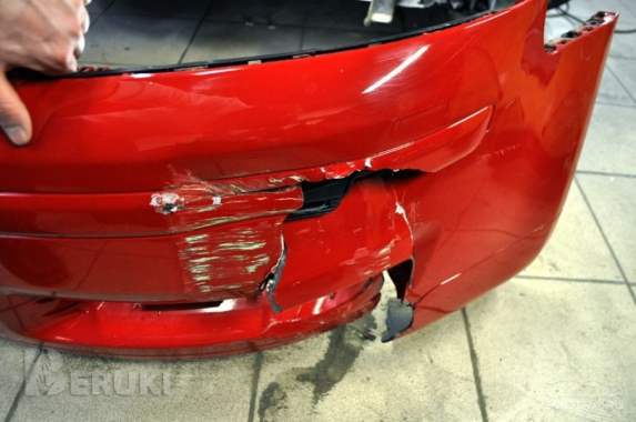 Ремонт бамперов, лодок из пластика