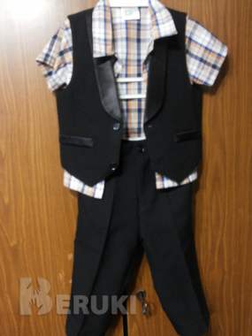 Детский костюм тройка для мальчика. 0