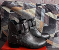 Женские сапоги