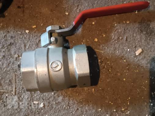 Кран шаровый прямой dn32 pn20 1 ¼ латунь ручка 1