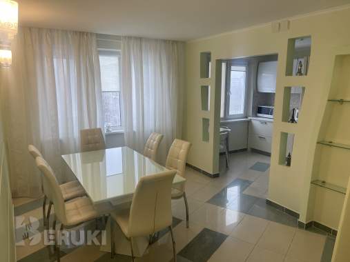 Продаётся пятикомнатная квартира 1