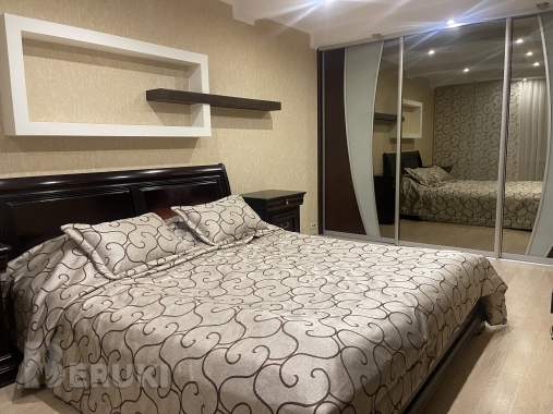 Продаётся пятикомнатная квартира 4