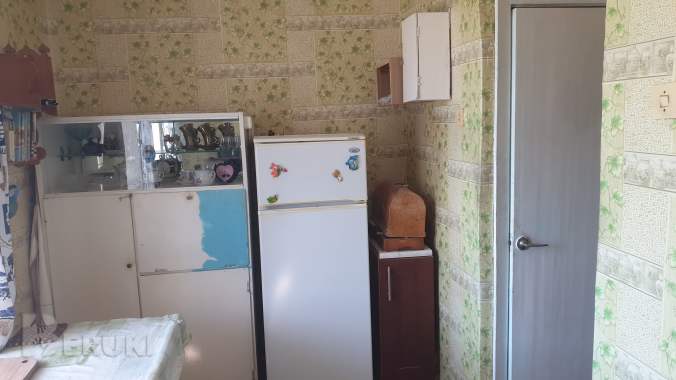 Продам квартиру 4