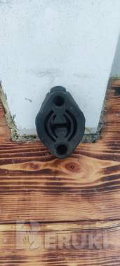 Кронштейн глушителя ауди а4 б9. 4m0253147c