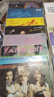 Виниловые пластинки 0