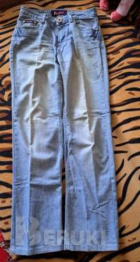 Джинсы голубые, р. 46-48, б. У в хорошем состоянии 0