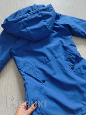 Куртка (деми) на 140-146см 2