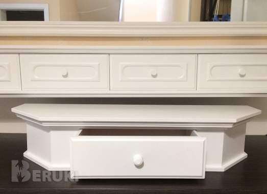 Полка-консоль с ящиком 5