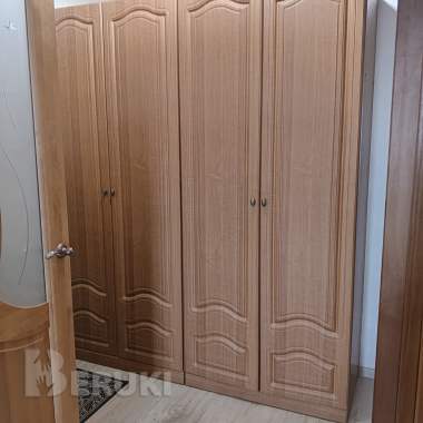 Шкафы распашные, 2шт по 150 рублей 0