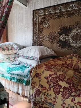 Продадим дом в деревне в хорошем состоянии. Есть летняя кухня, гараж огород хлев 3