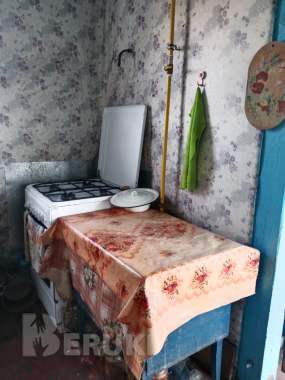 Продадим дом в деревне в хорошем состоянии. Есть летняя кухня, гараж огород хлев 6