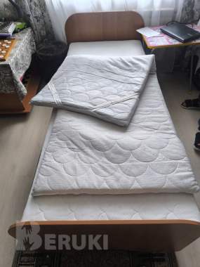 Кровать с матрасом 1