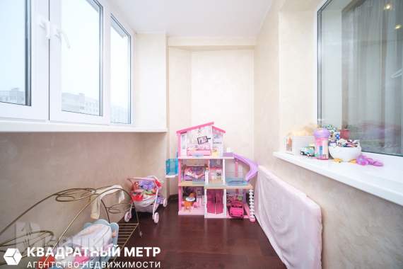 Уручье, 4 комнаты, своё парковочное место. 12