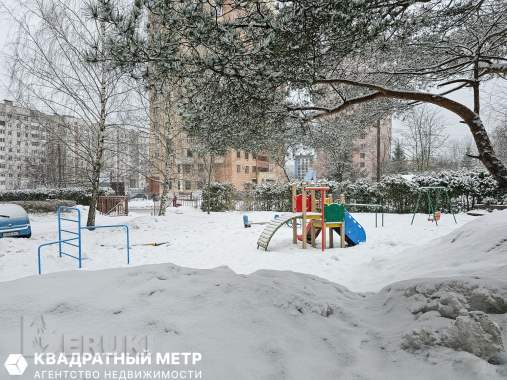 Уручье, 4 комнаты, своё парковочное место. 28