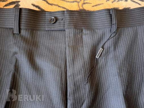 Брюки мужские черные в тонкую полоску, р. 50-52, новые, импортные 0