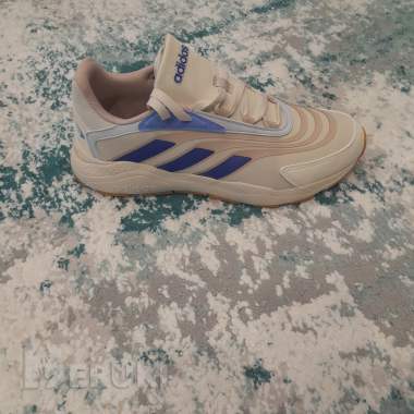 Кроссовки adidas 2