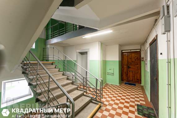 Продается просторная однокомнатная квартира, по адресу ул. Голодеда 15