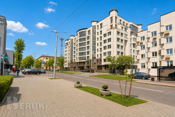 Продается 4-комнатная квартира по ул. Киселева, (жк «времена года») 8