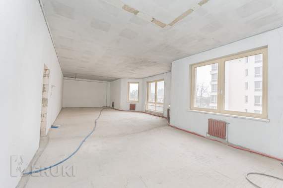 Продается 4-комнатная квартира по ул. Киселева, (жк «времена года») 11