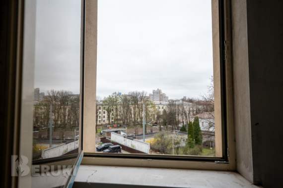 Продается 4-комнатная квартира по ул. Киселева, (жк «времена года») 15