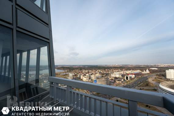 Продается видовая квартира с собственной закрытой терассой, расположенная в прем 6