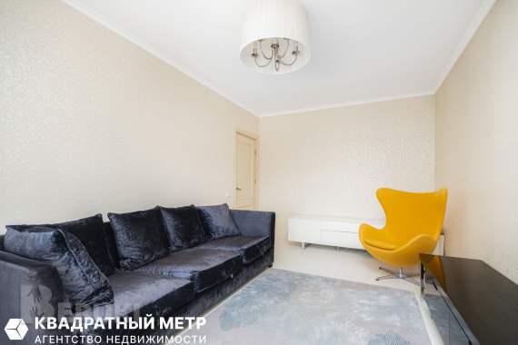 Четырех комнатная квартира, острошицкая, метро уручье. 17