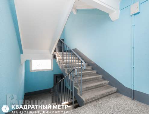 Четырех комнатная квартира, острошицкая, метро уручье. 20