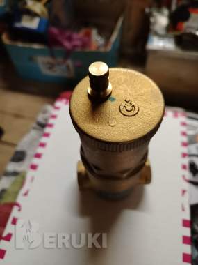 Диаэратор caleffi 1