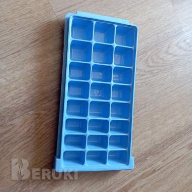 Форма (емкость) для льда, желе (30х10 см) 3