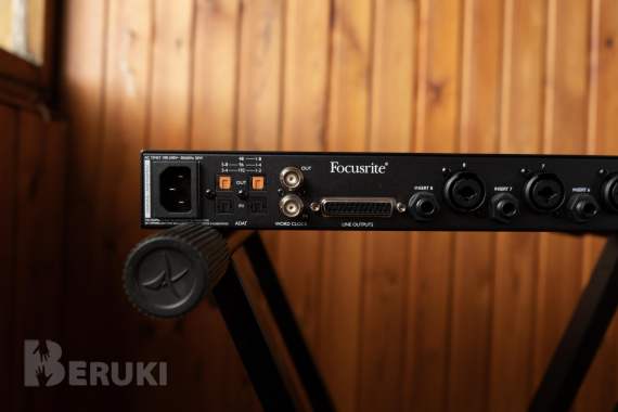 Микрофонный предусилитель focusrite clarett+ octopre 4