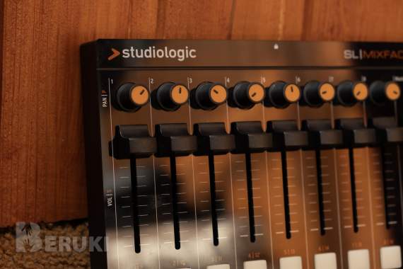Midi контроллер studiologic sl mixface 1