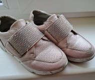 Туфли нежно-розовые со стразами на липучке, р. 29 (стелька 19см), б. У