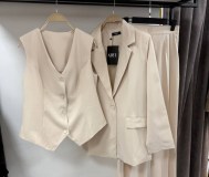 Новый костюм тройка