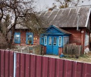 Продадим дом в деревне в хорошем состоянии. Есть летняя кухня, гараж огород хлев