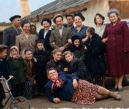 Вторая жизнь семейным снимкам