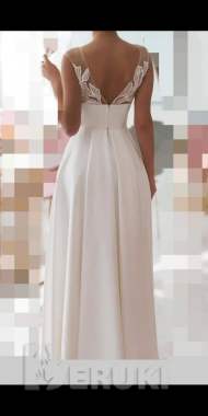 Свадебное платье (цена обсуждается) писать в viber 0