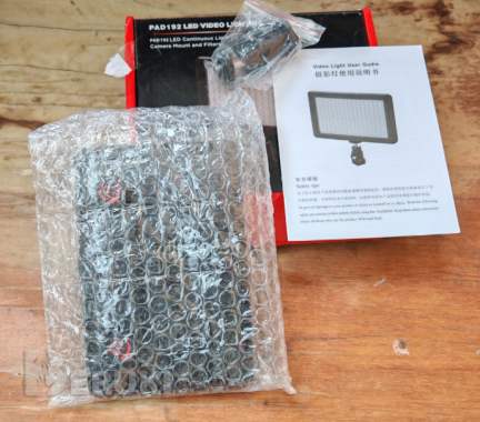 Светодиодный накамерный осветитель pad led 192 3