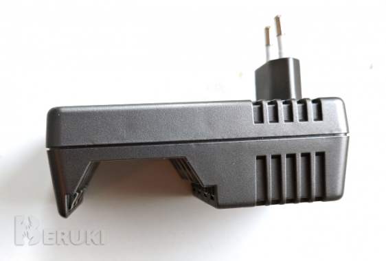 Зарядное устройство varta photo accu charger 0