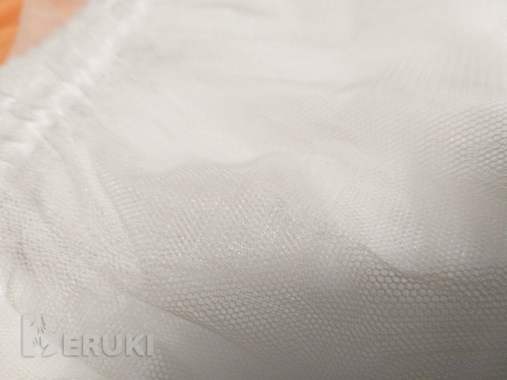 Универсальная сетка от комаров на детскую кровать 1