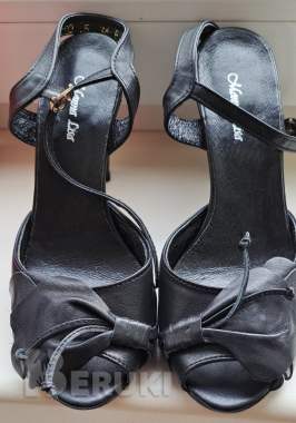 Босоножки черные и розовые, б. У. 2 пары 1