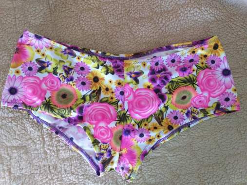 Плавки-шортики для купания, новые, р. 44 0