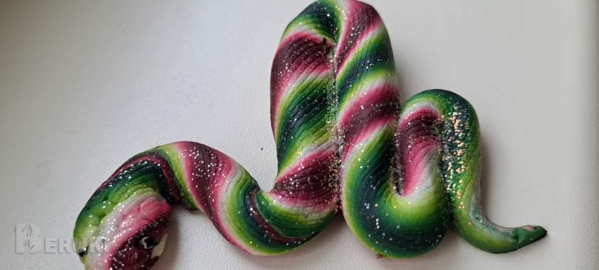 Магниты на холодильник-за 2шт, новые 2