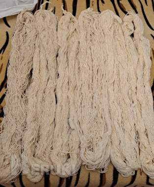 Пряжа-нитки из шерсти овец –осталось 650гр. 0