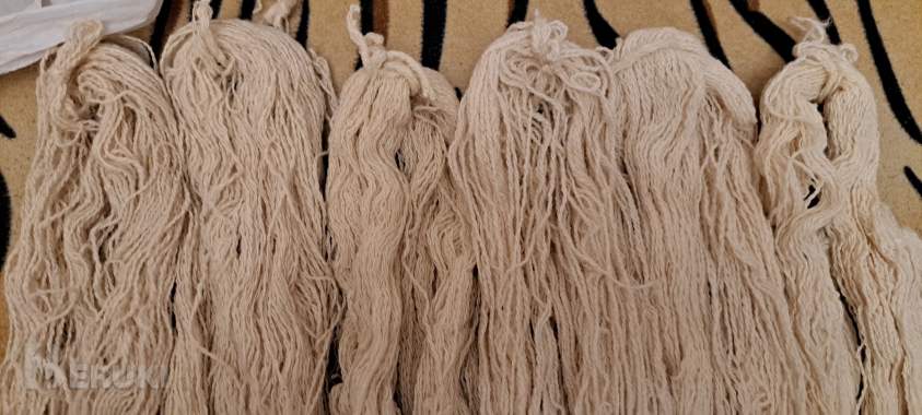 Пряжа-нитки из шерсти овец –осталось 650гр. 1